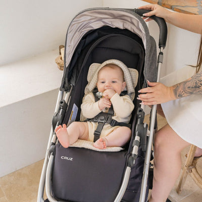 The benefits of using a pram liner for your baby's comfort and hygiene